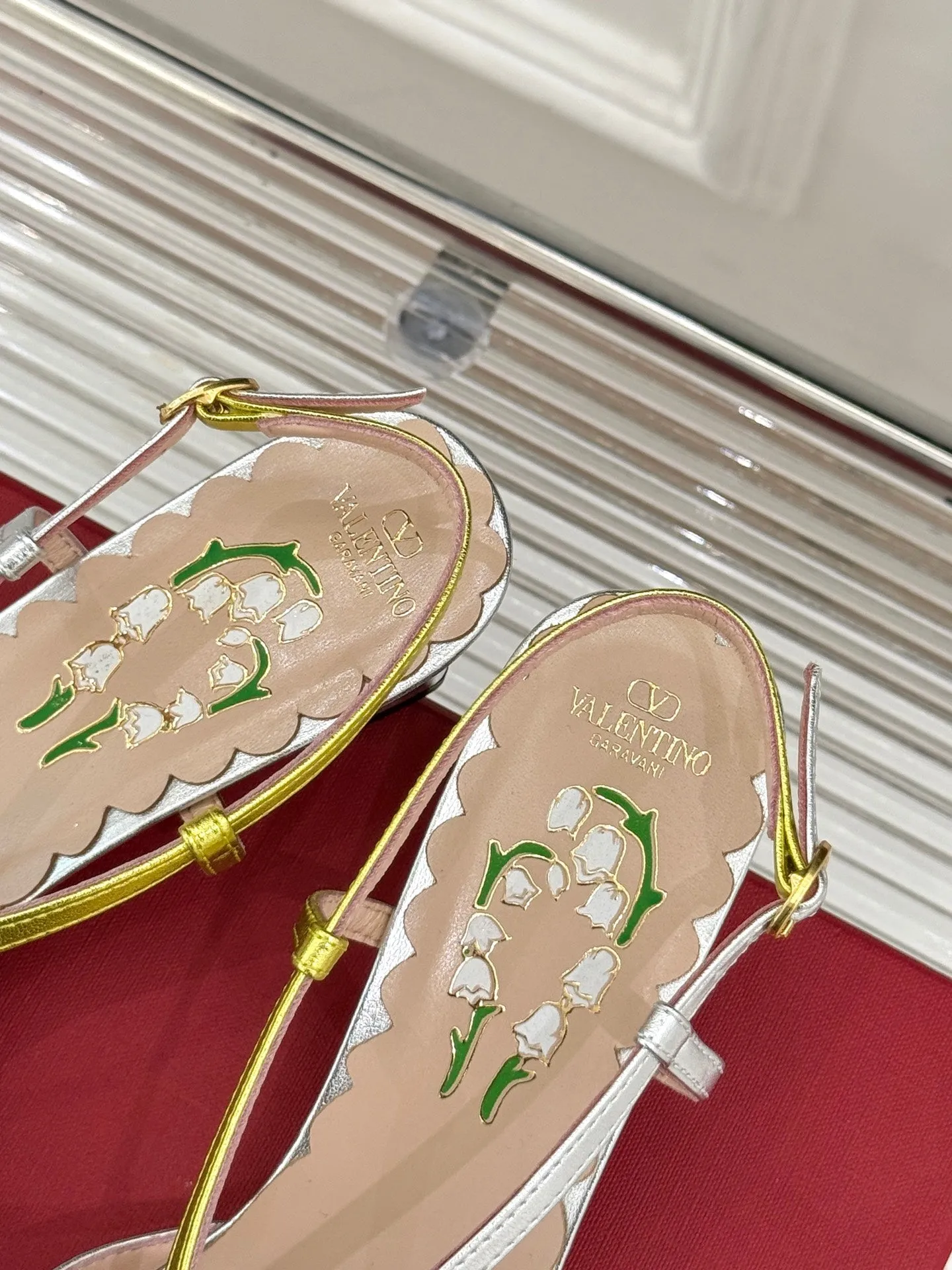 2025 Rhinestone Buckle Flats