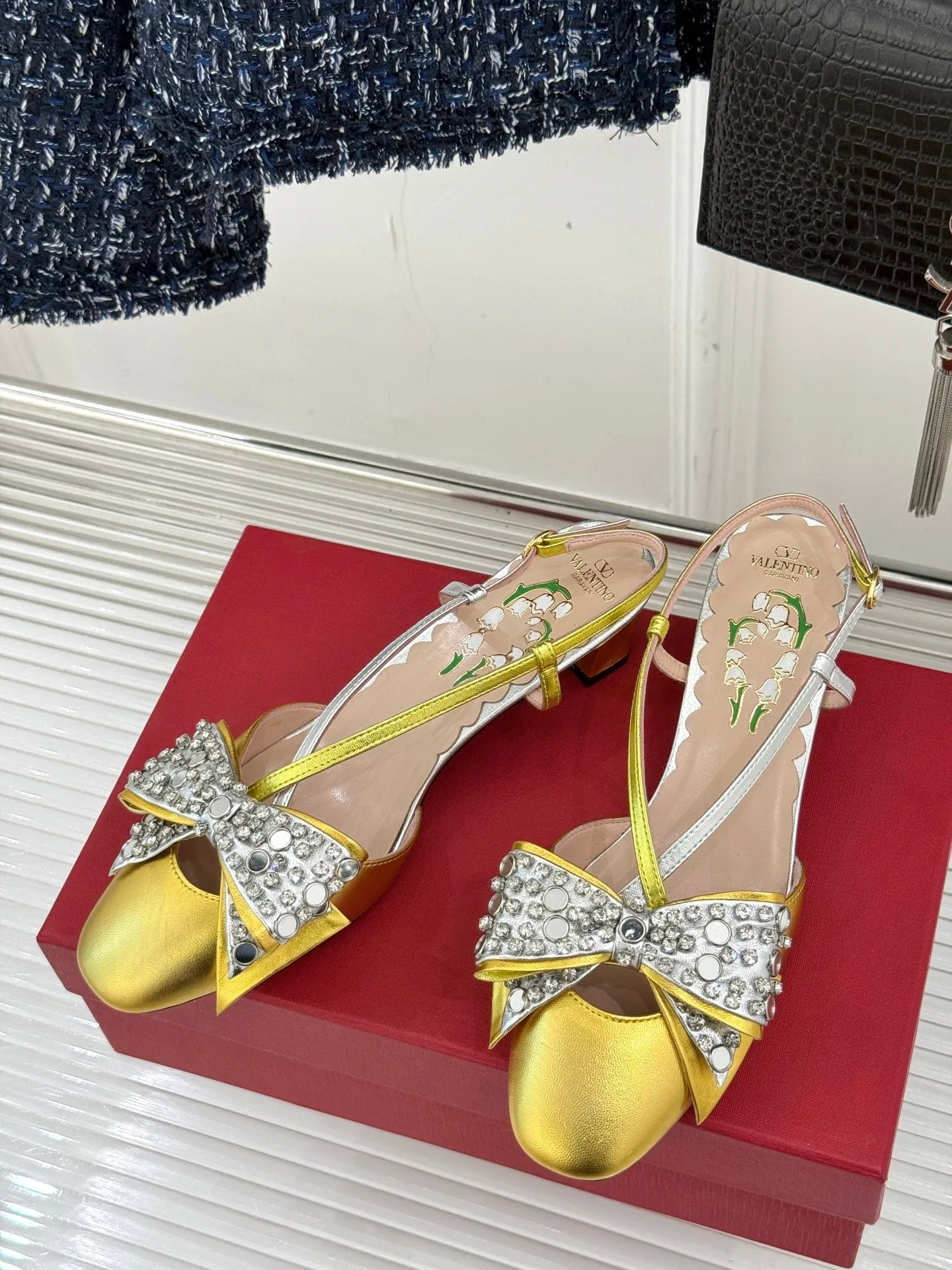 2025 Rhinestone Buckle Flats