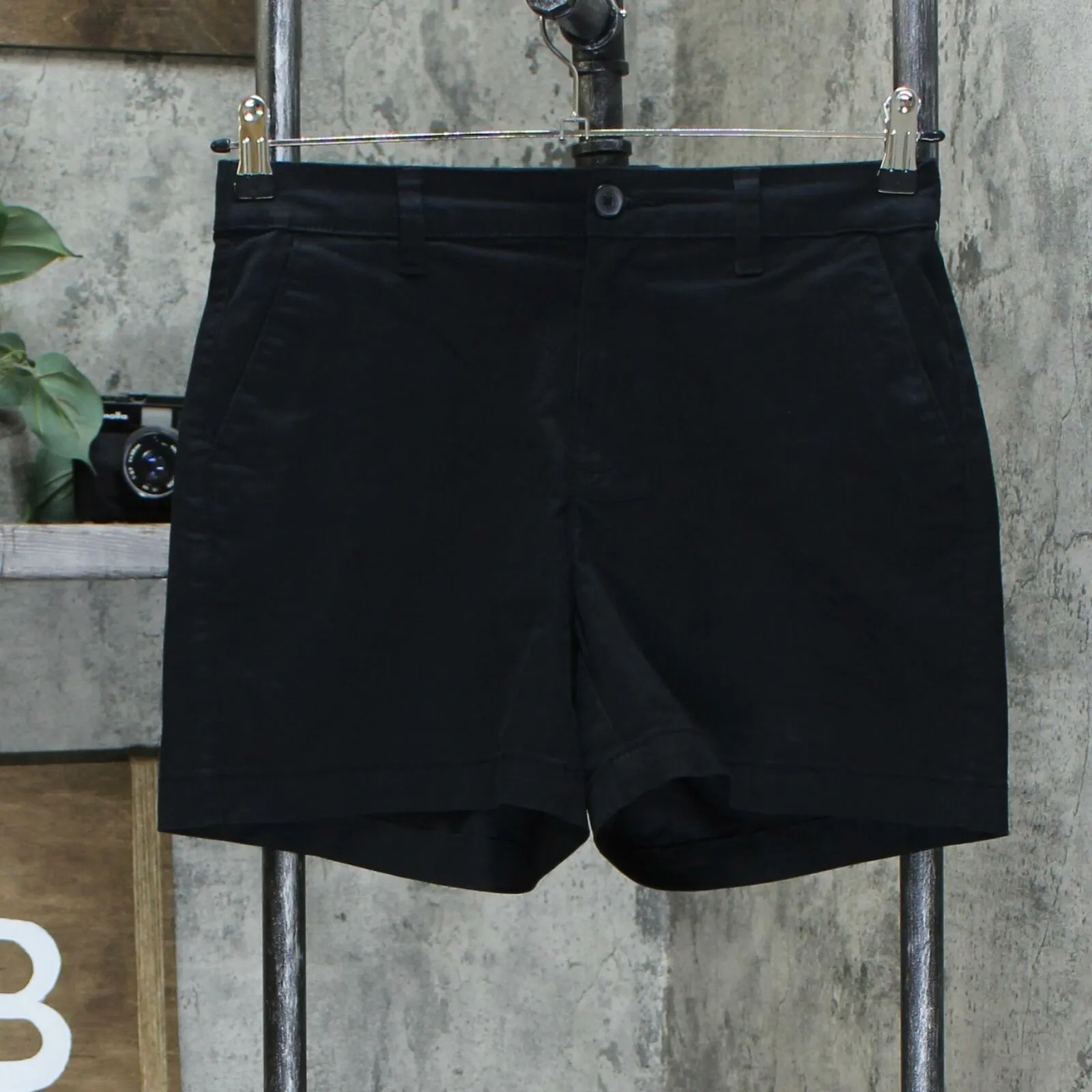 A New Day Women's 5-Inch Chino Shorts Black 6