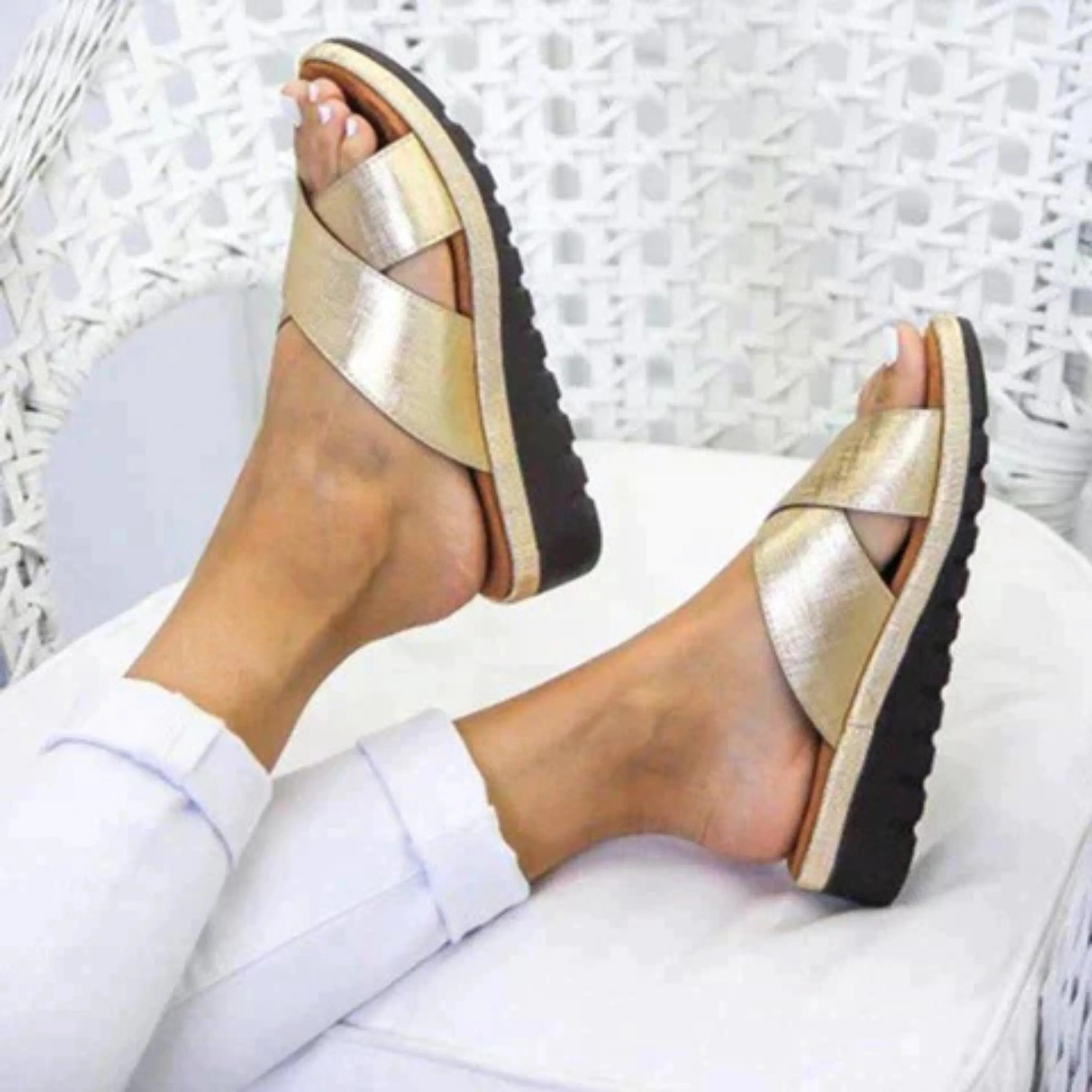 Eliana® | Women's cross strap sandals
