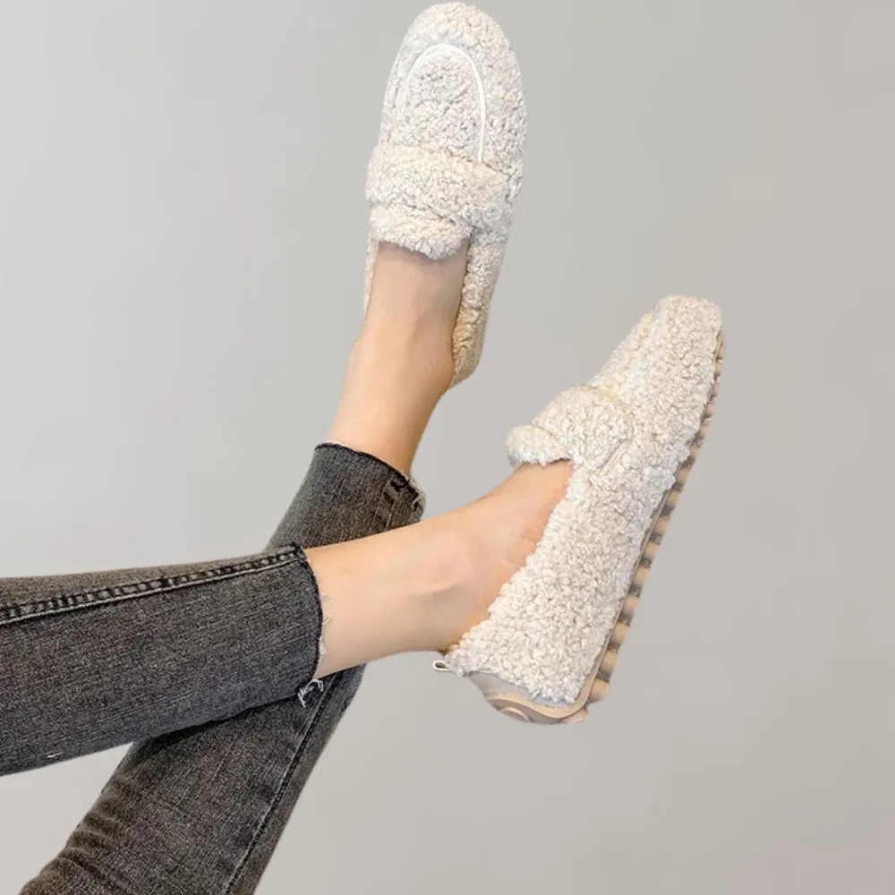 Elyn - Weicher Plüsch-Slipper für Damen