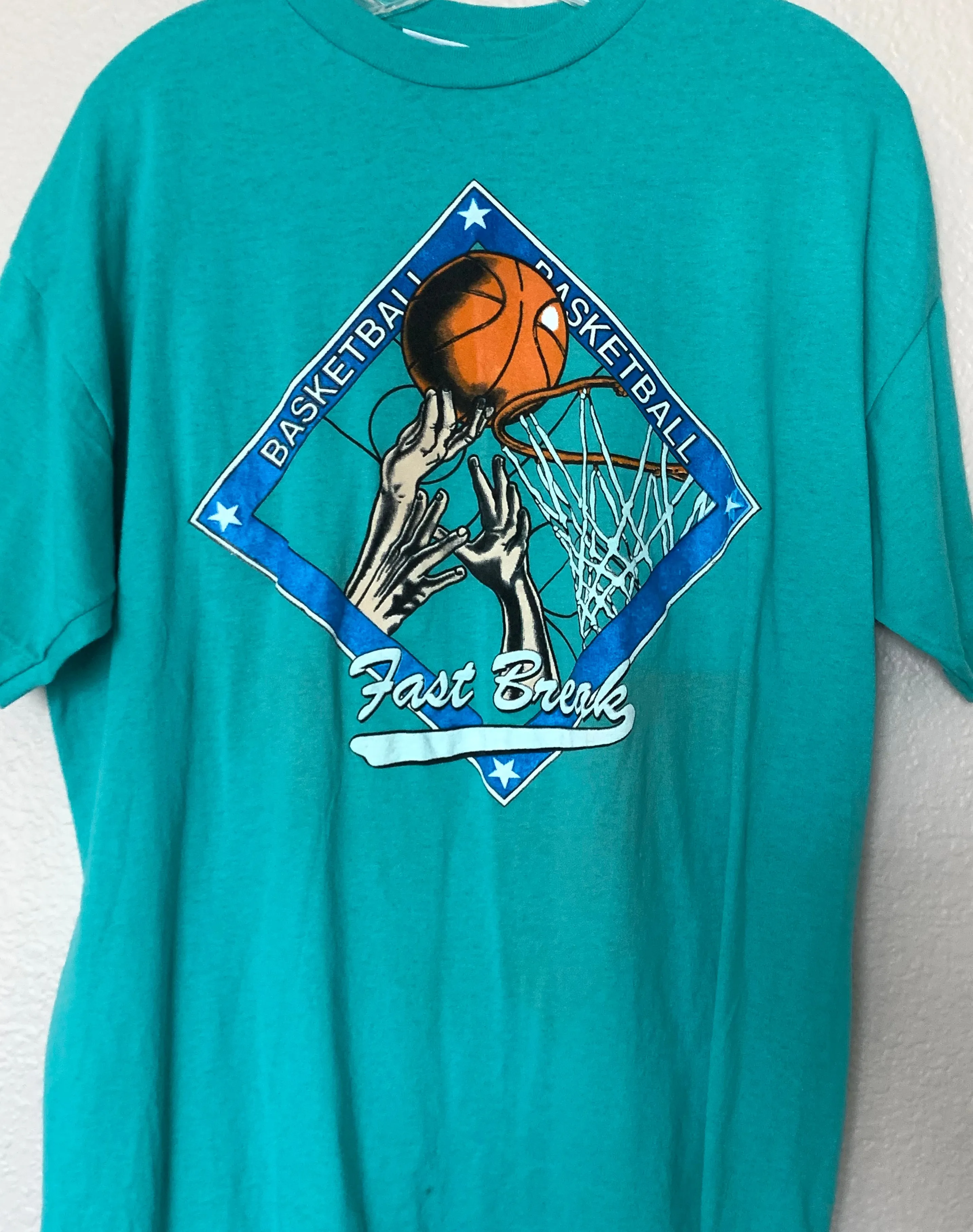 Fast Break Basketball tee size XL!