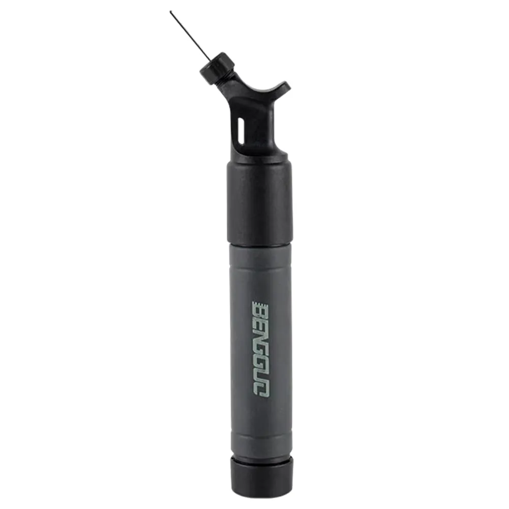 Hand Pump Compact Size Ergonomic Design Football, Basketball Pump Lightweight Sports Ball Air Pump with Inflation Needle