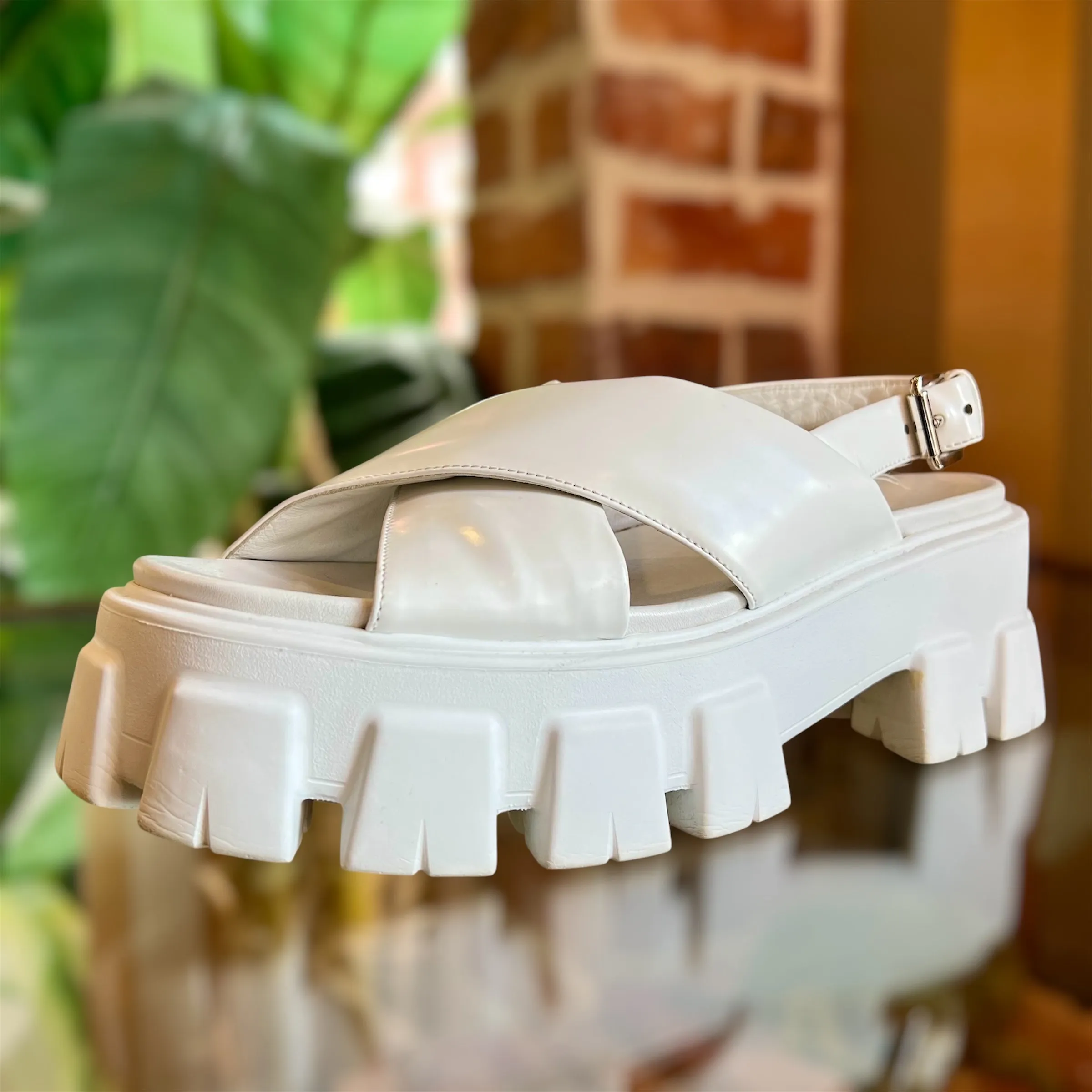 PRADA Spazzolato Monolith White Leather Rubber Platform Sandals SZ38(8US)
