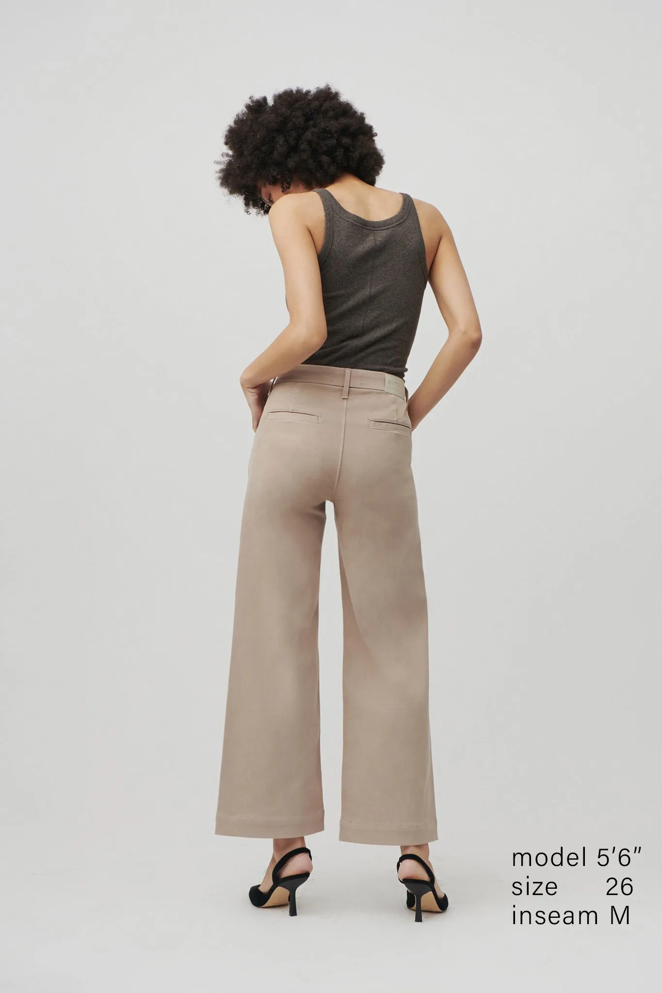 The Malibu Wide Chino Cropped  |  Sand
