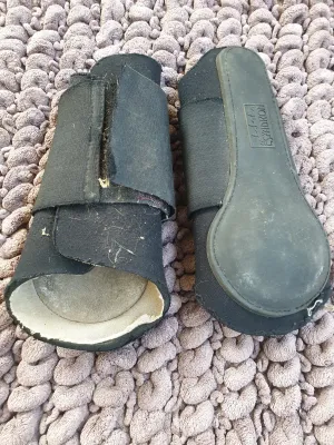 Used full size eskadron black brushing boots FREE POSTAGE☆