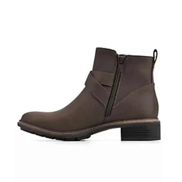 WHITE MOUNTAIN BOOTIE ELIE BROWN