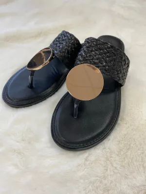 Xti Gold Circle Sandals